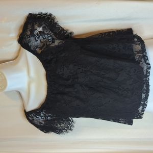 Hollister Co. Black lace top size small~ Great for holiday parties!!